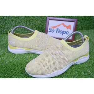 Kuru ATOM Slip-On - Women's Size 10